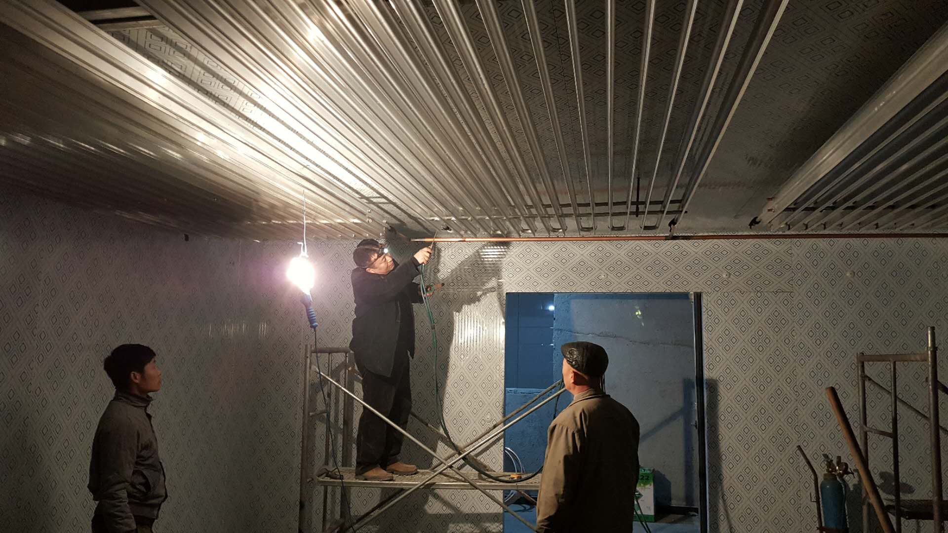 冷庫(kù) 冷庫(kù)